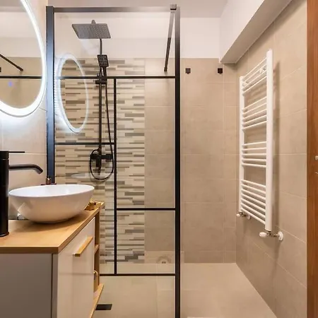דירה Lakeview Cozy Nook - Tennis, Underground Parking, Modern, Balcony קלוז'-נאפוקה