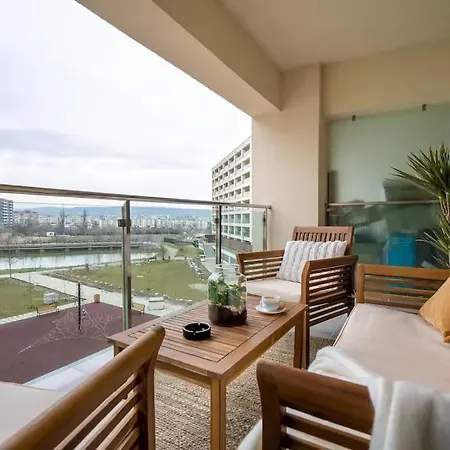 Lakeview Cozy Nook - Tennis, Underground Parking, Modern, Balcony * Cluj-Napoca