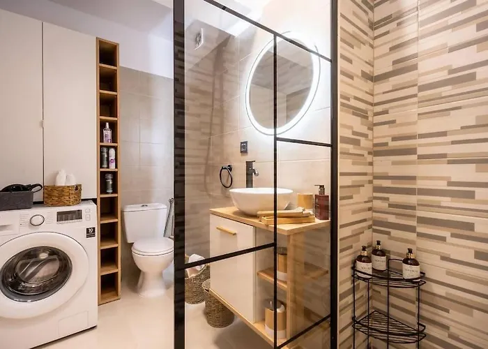 아파트 Lakeview Cozynook - Tennis, Underground Parking, Modern, Balcony 클루지나포카